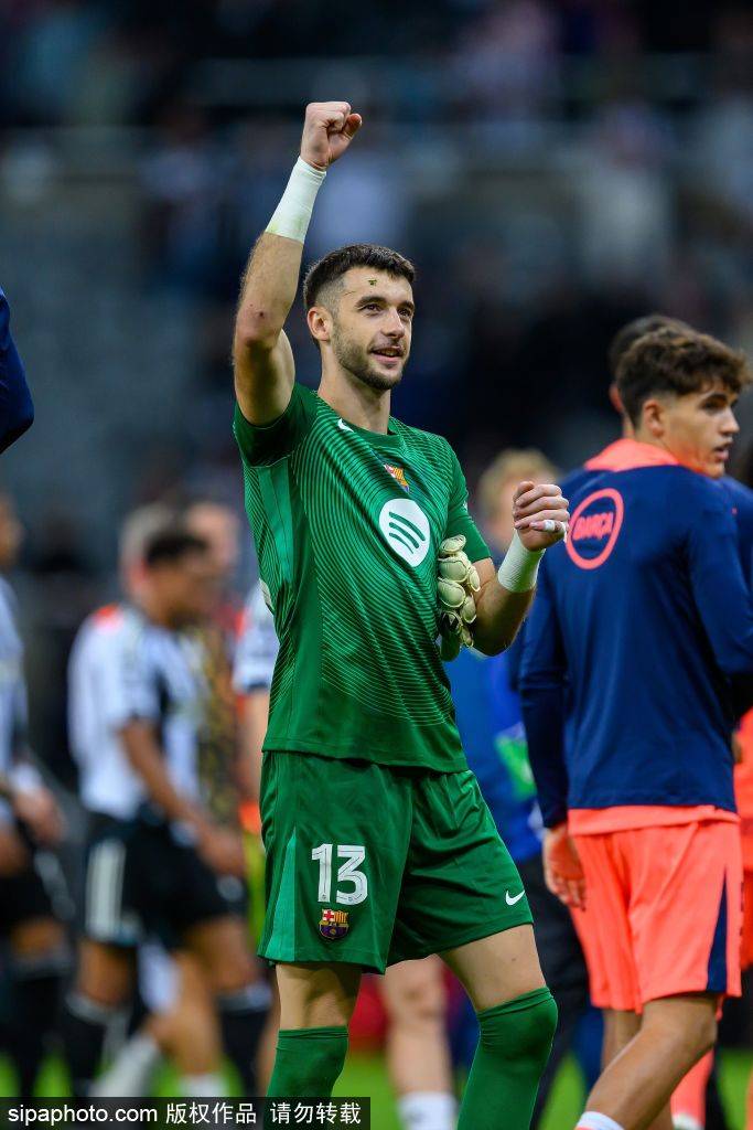 巴萨迎战巴黎圣日耳曼，欧冠焦点对决一触即发！